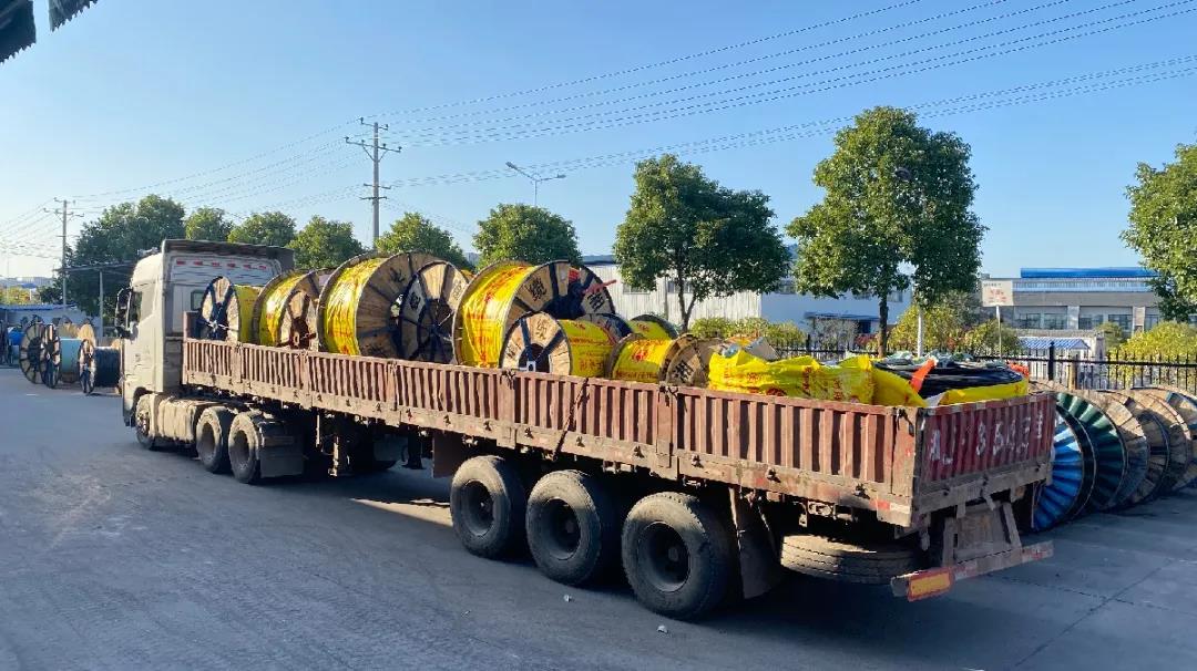 服務不停 發(fā)貨不止 服務客戶我們一直在路上！